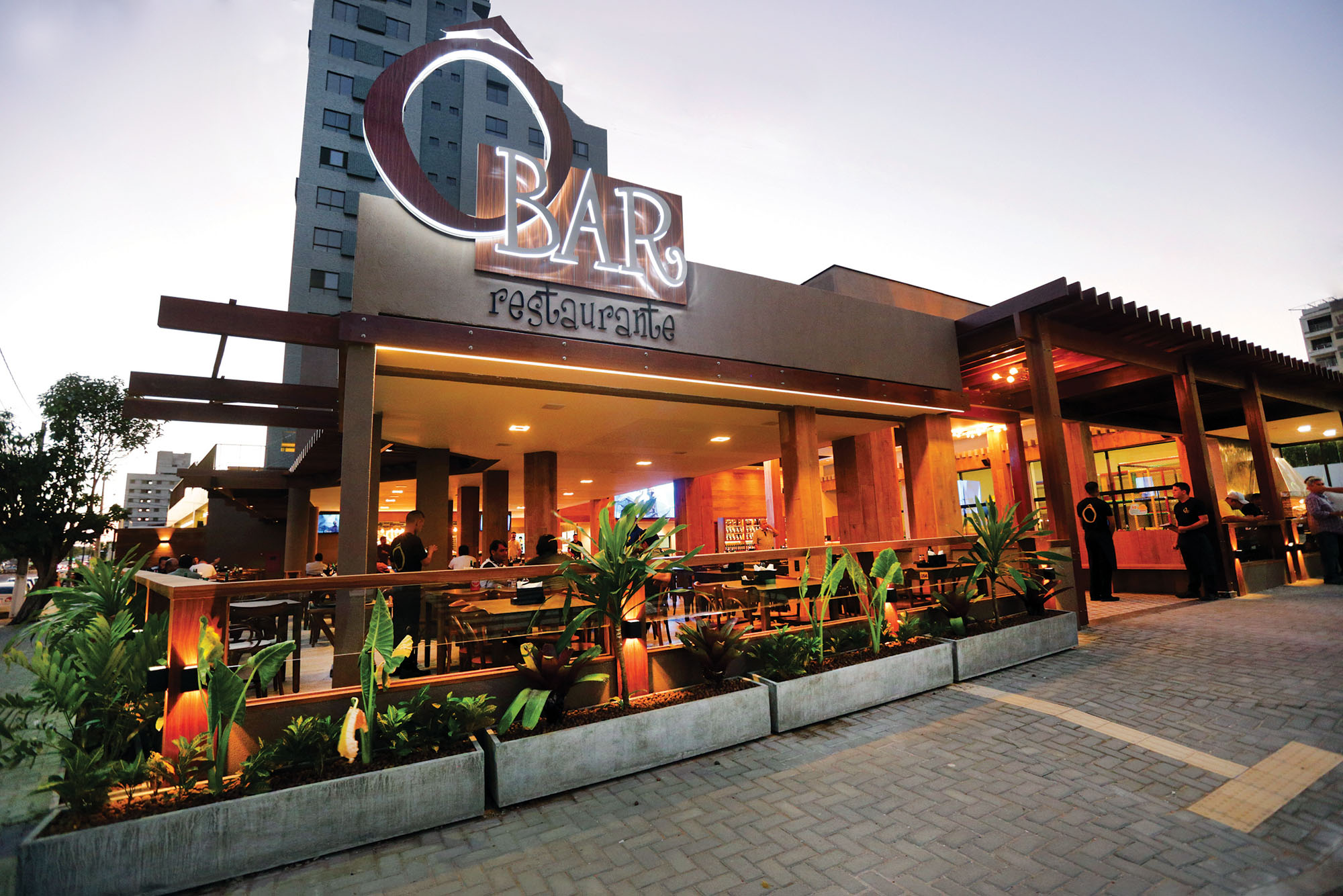 Ô Bar Restaurante inaugura em Ponta Negra