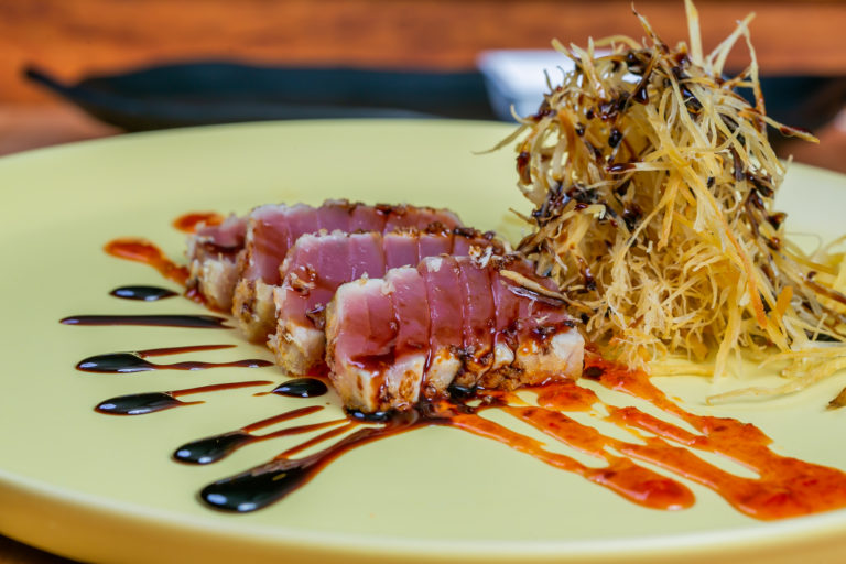 Lounge Sushi: Uma Explosão de Sabores Japoneses Chega às Festas!
